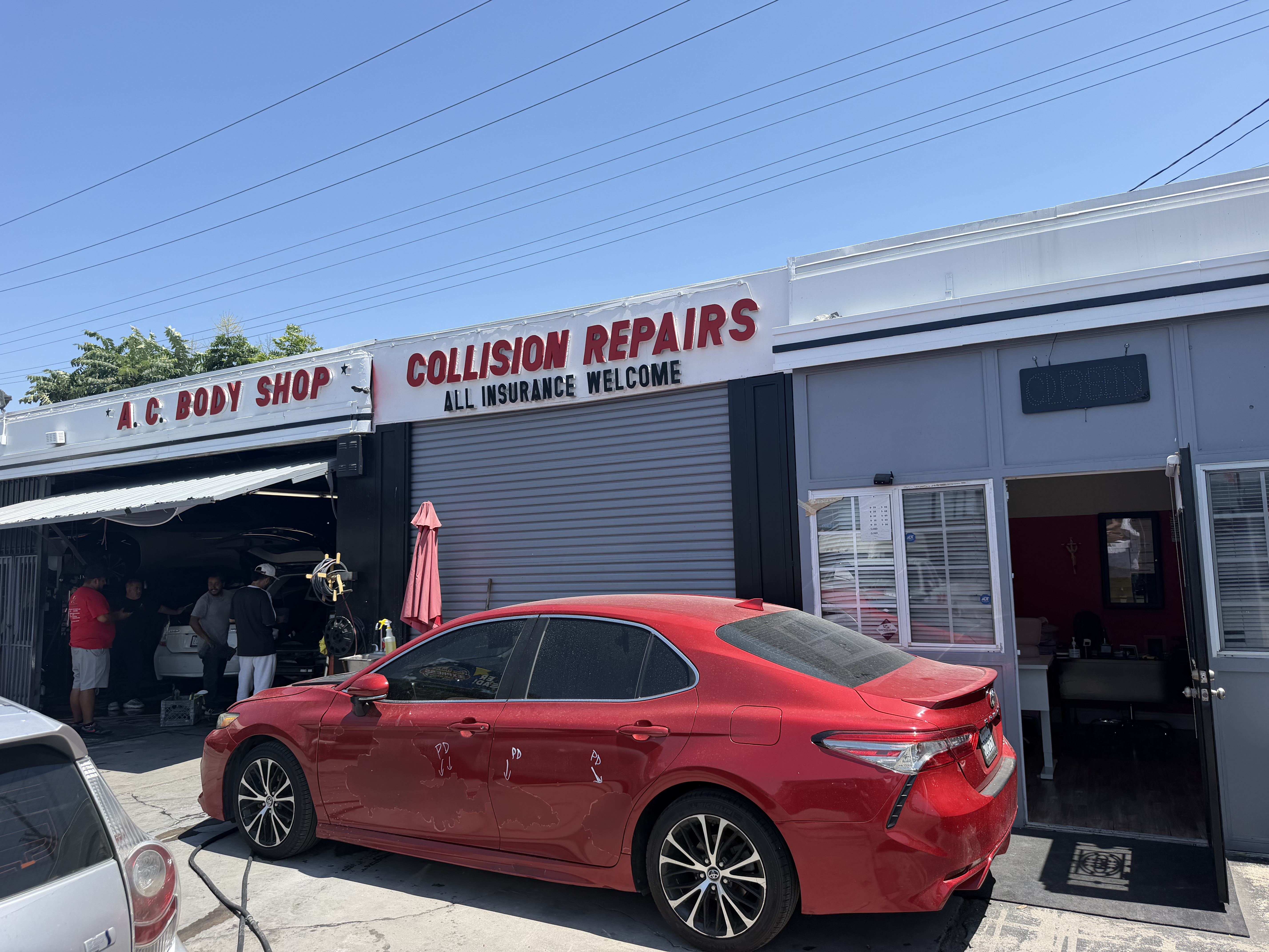 Taller Profesional de Body Shop-AC Collision Center