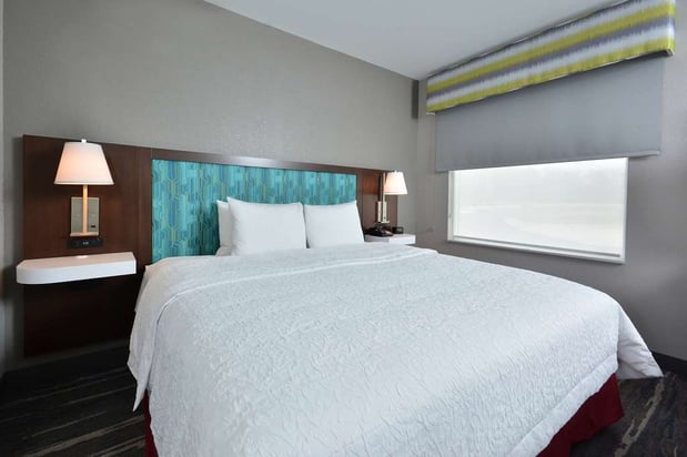 Images Hampton Inn & Suites by Hilton Charlotte North I 485