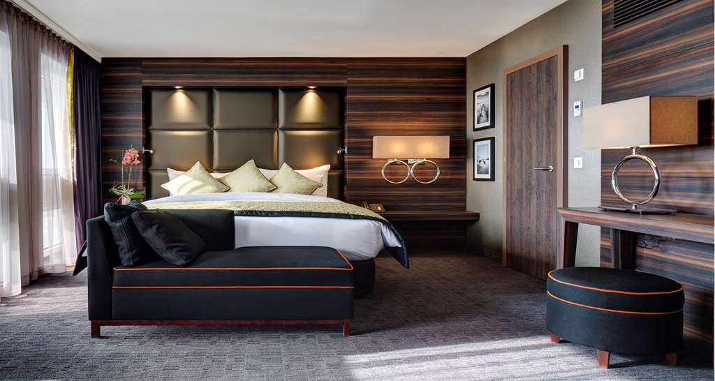 Hotel Beaulac, 2, Esplanade L�opold-Robert in Neuchatel