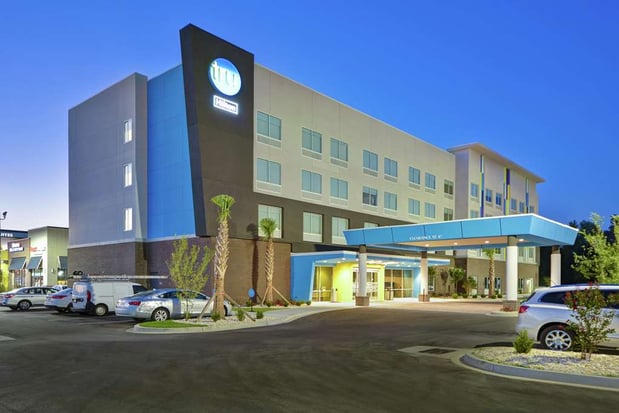 Images Tru by Hilton Sumter