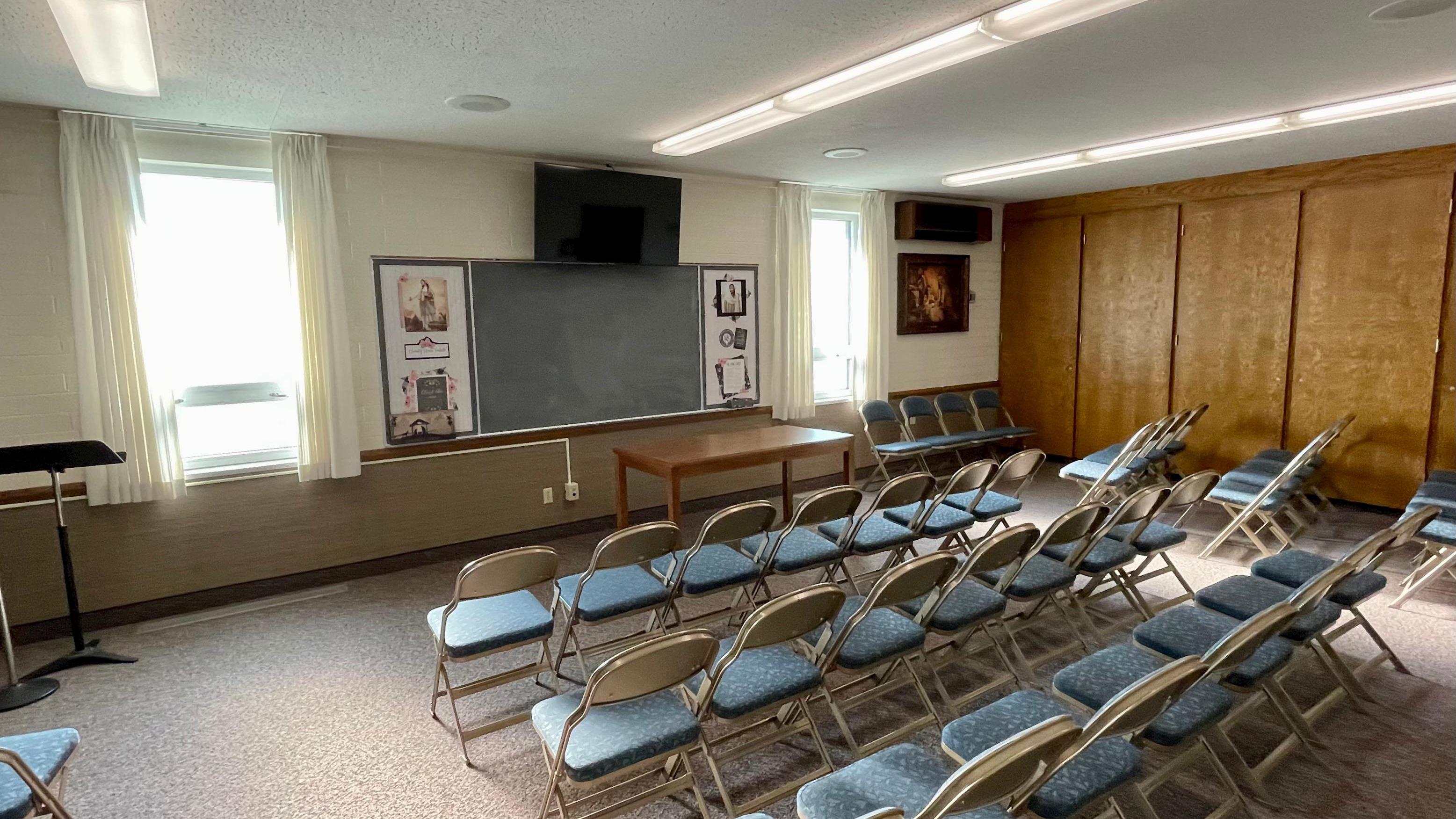 Room where the women meet to have lessons and discus gospel subjects.