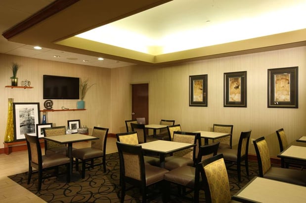 Images Hampton Inn Woodbridge