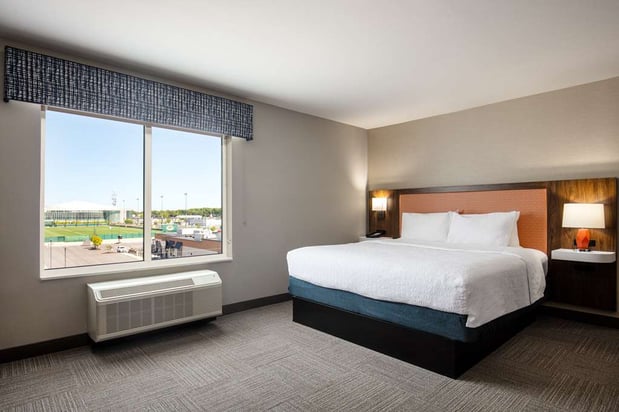 Images Hampton Inn by Hilton Green Bay Stadium
