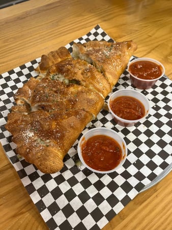 Images Townline Pizzeria Seafood/Harrison's Roast Beef