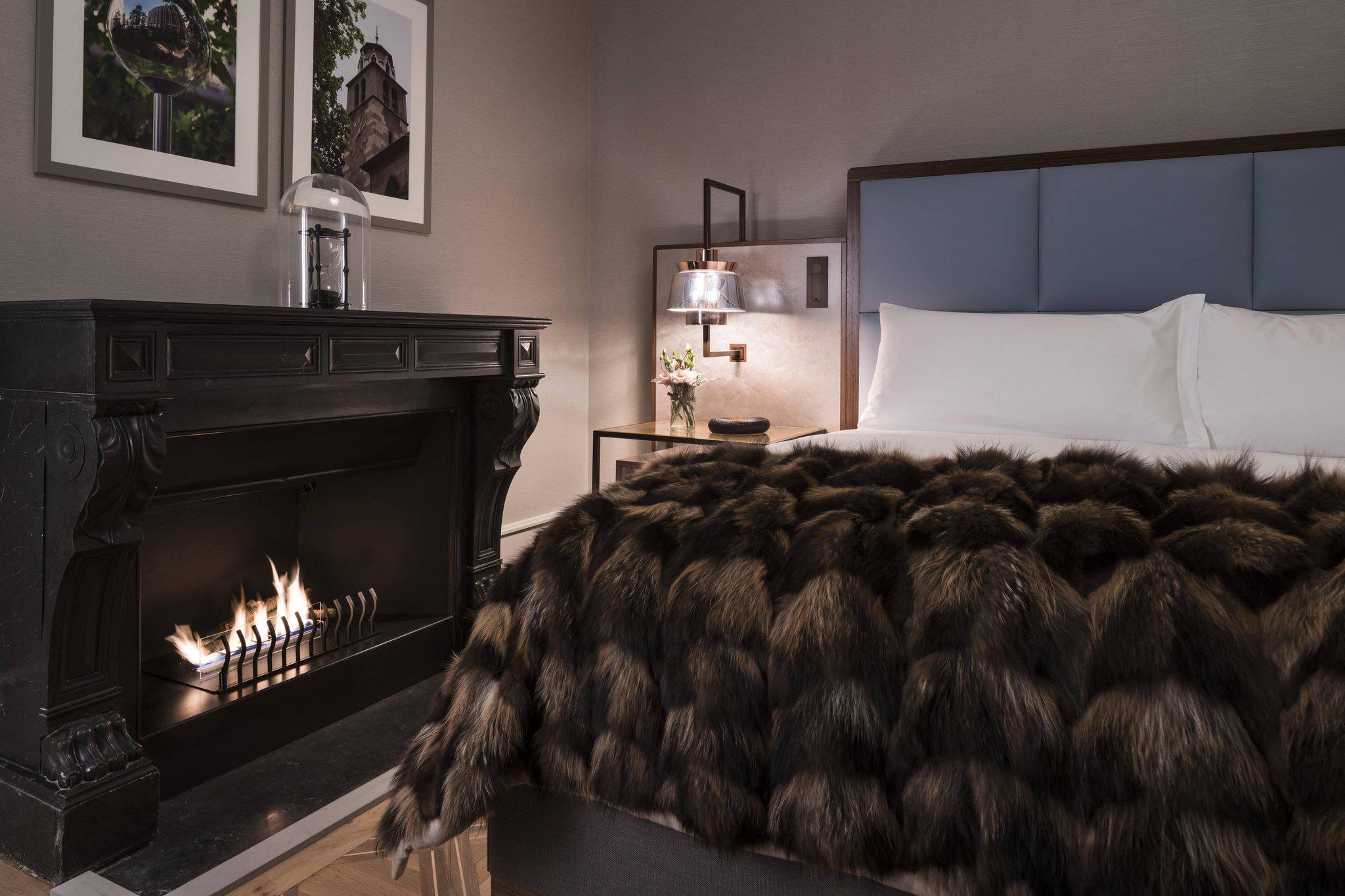 The Ritz-Carlton Hotel de la Paix, Geneva, Quai Du Mont-Blanc 11 in Geneva