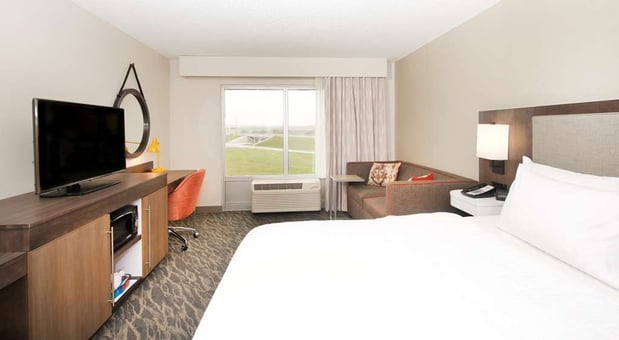 Images Hampton Inn & Suites N. Ft. Worth-Alliance Airport