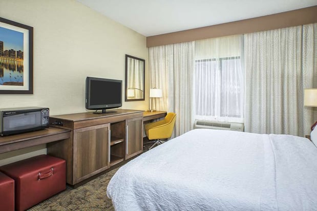 Images Hampton Inn Detroit/Belleville-Airport Area