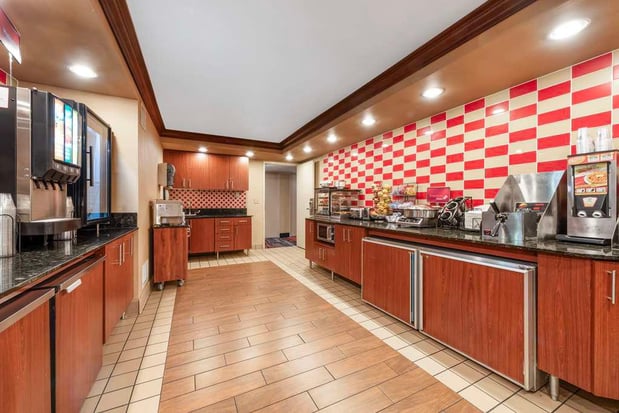 Images Best Western Plus White Bear Country Inn