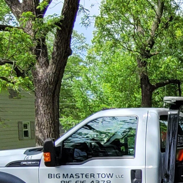 Images Big Master Tow Service