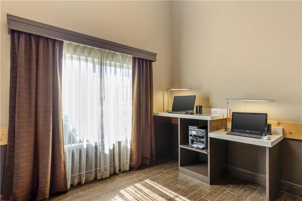 Images Best Western Plus Riverfront Hotel and Suites