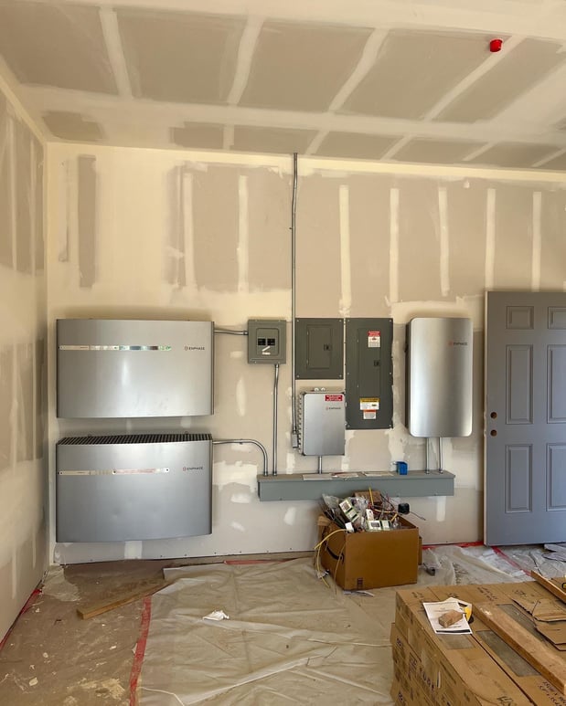 Images Diamond Solar Solutions, Inc.