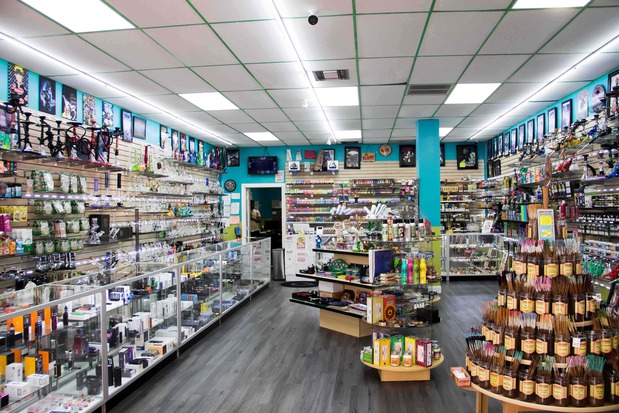 Images Vapes & Tobacco