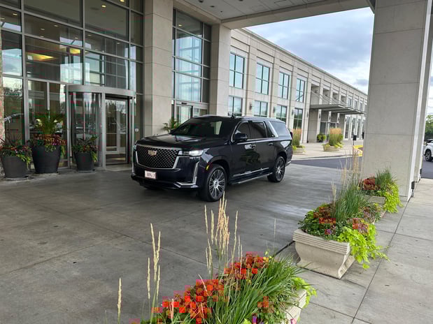 Images Level Up Limo - Chicago Luxury Limos and Chauffeur Service