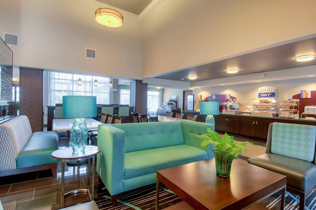 Images Holiday Inn Express & Suites Carlsbad Beach by IHG