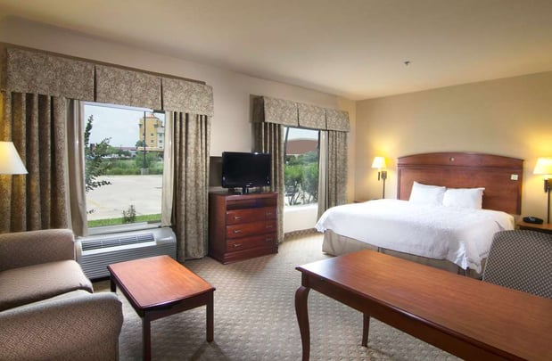 Images Hampton Inn and Suites Brownsville