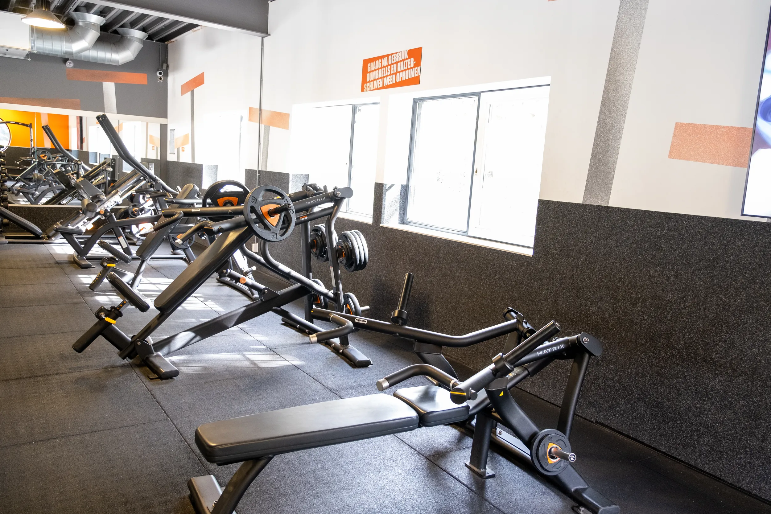 Foto's Basic-Fit 24/7