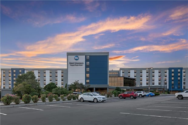 Images Best Western Royal Plaza Hotel & Trade Center
