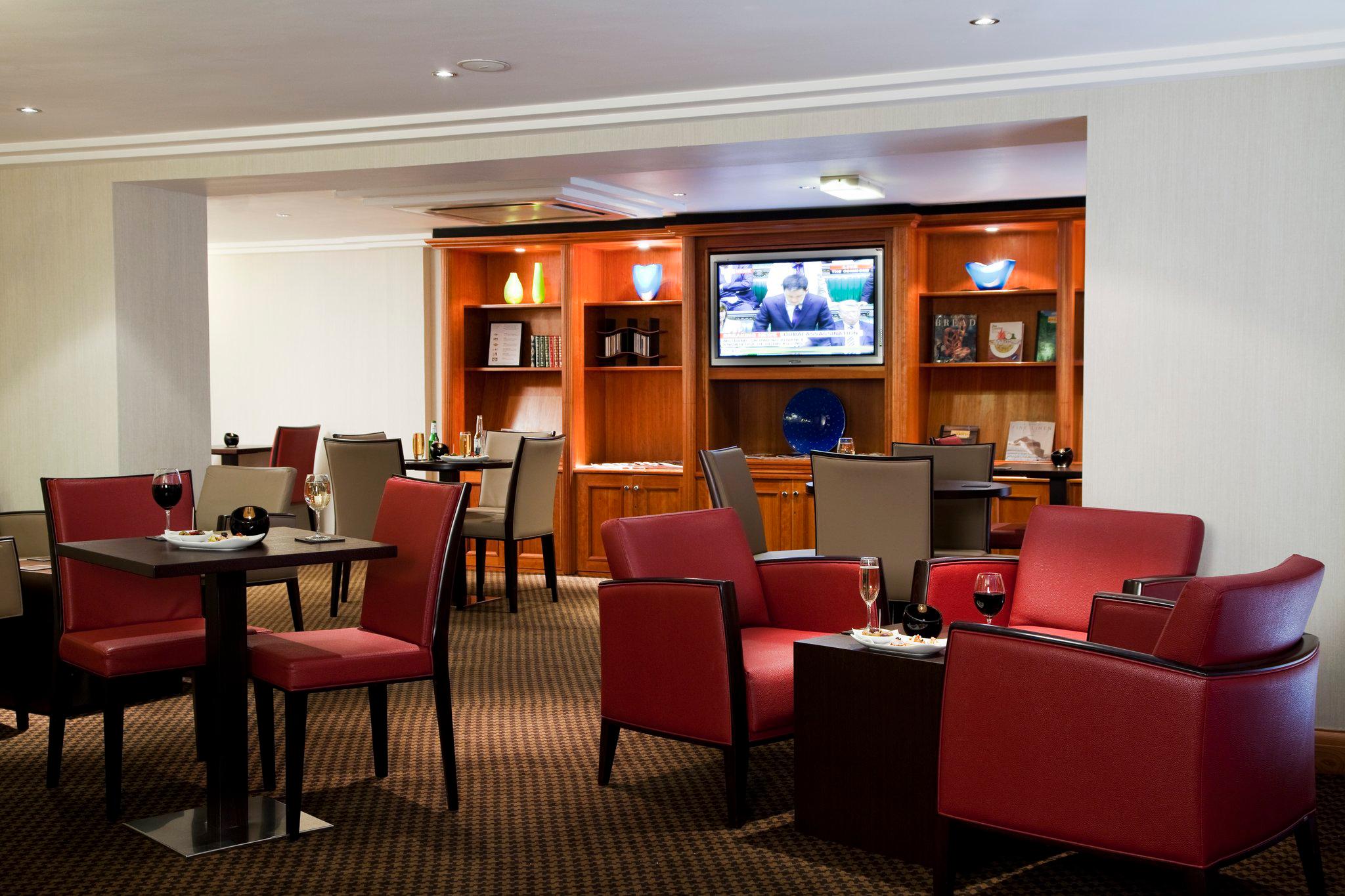 Images Crowne Plaza London - Heathrow, an IHG Hotel