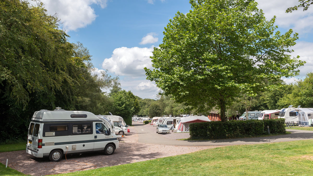 Putts Corner Caravan and Motorhome Club Campsite Sidmouth 01404 42875
