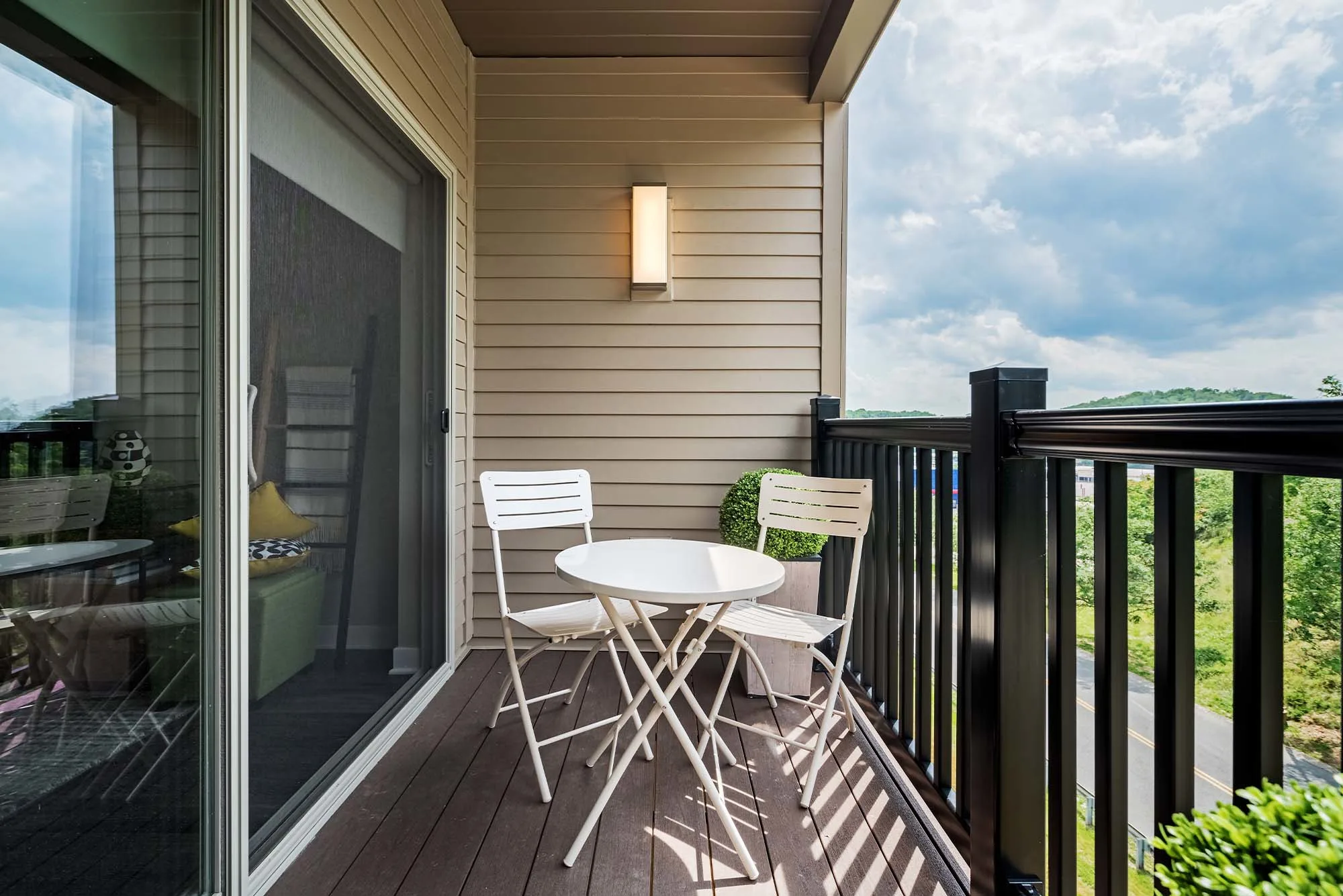 Patio at Cosmopolitan Apartments