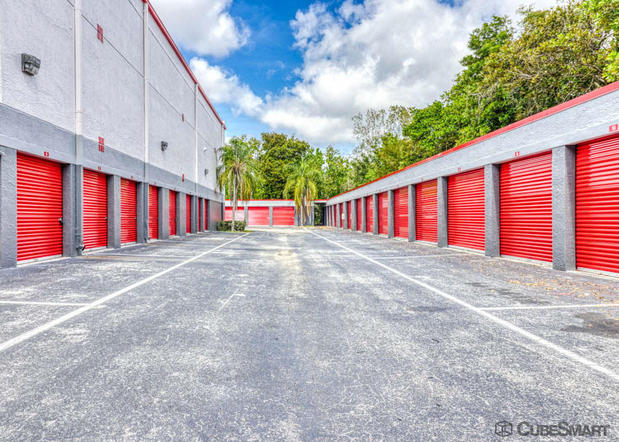 Images CubeSmart Self Storage