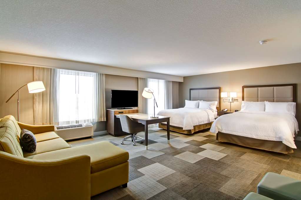 Images Hampton Inn & Suites by Hilton Saskatoon Airport