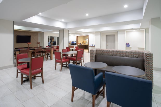 Images Holiday Inn Express Yreka-Shasta Area by IHG