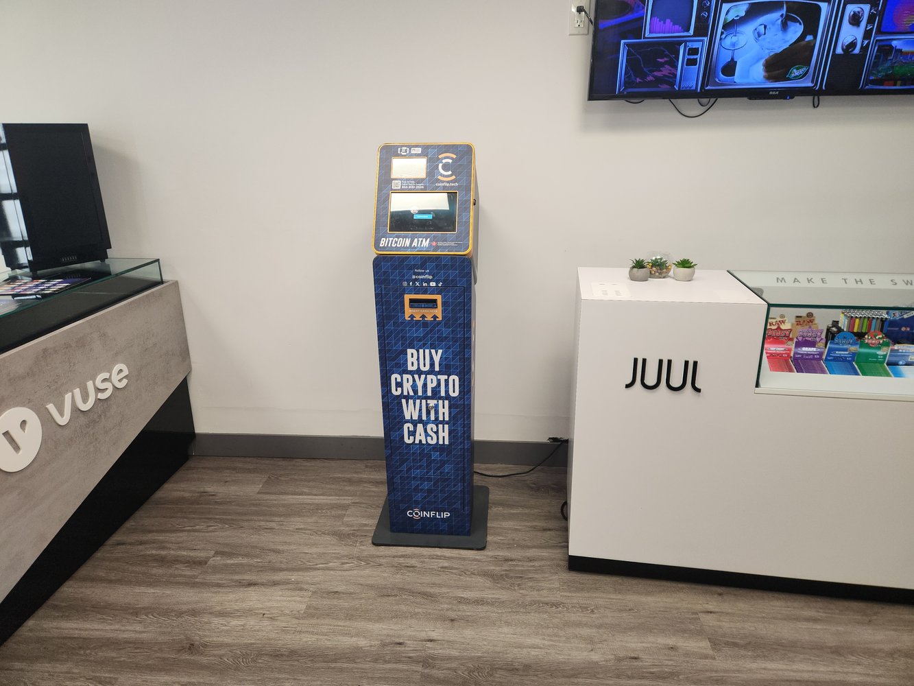 Images CoinFlip Bitcoin ATM - Royal Vape - English Bay (Vancouver)