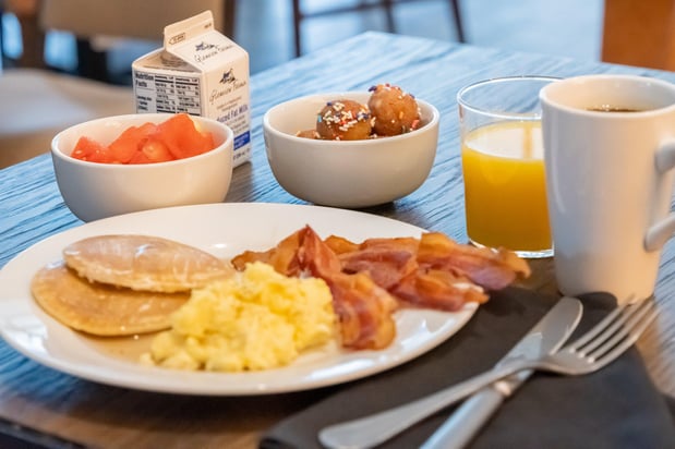 Images Holiday Inn & Suites Nashville Downtown - Broadway by IHG