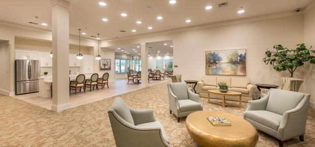 Images Thrive at Green Island