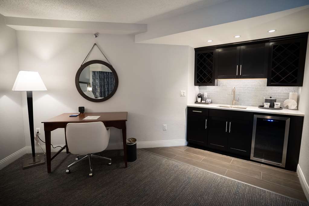 Guest room