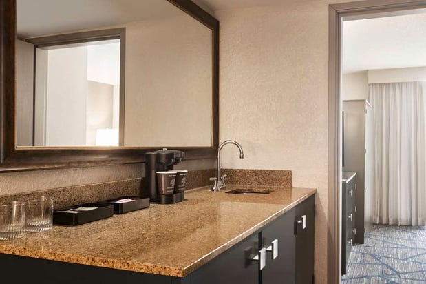 Images Embassy Suites by Hilton Miami International Airport
