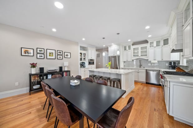 Images Darcy Bento, South Boston Realtor - Bento Real Estate Group