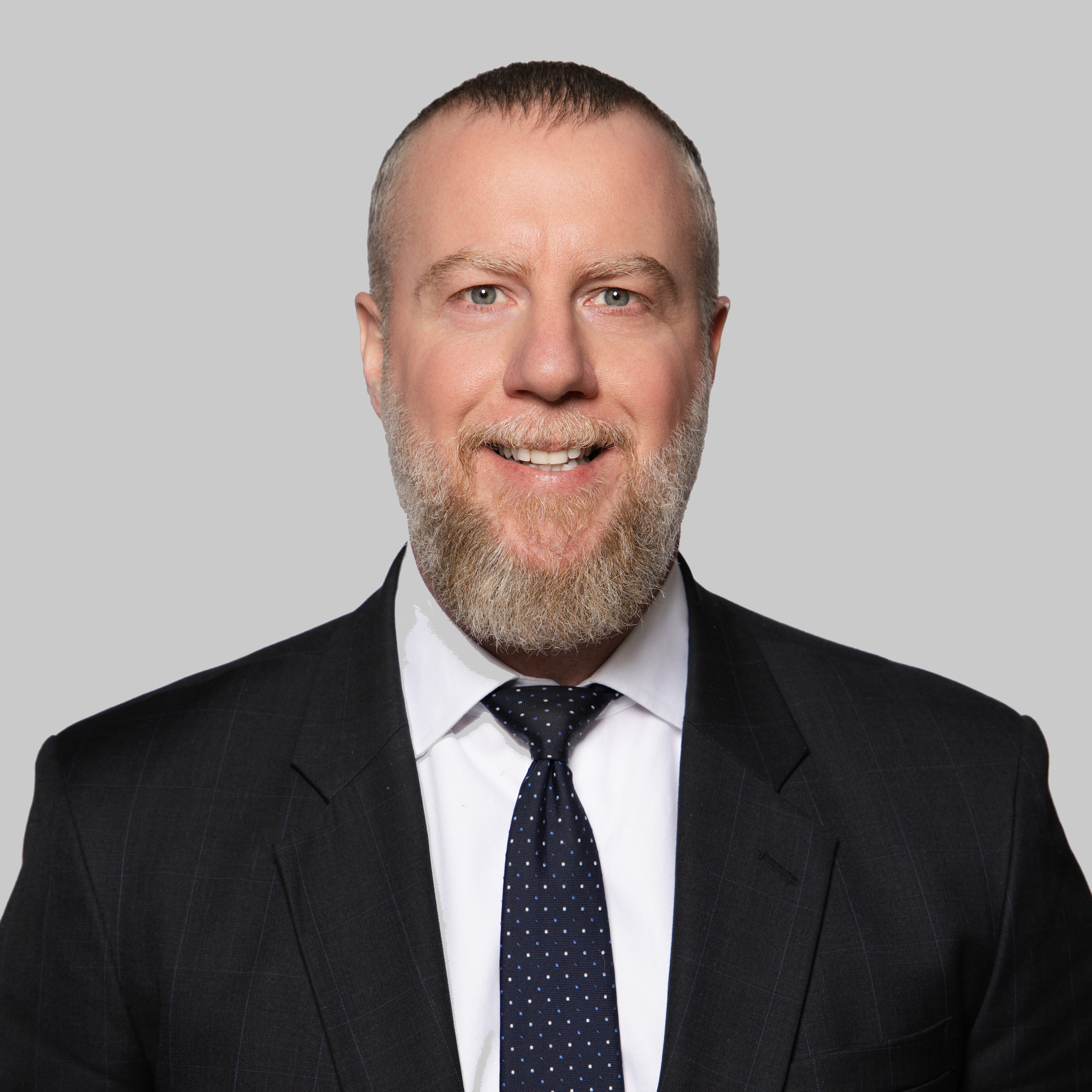 Headshot of Michael J. Jones, a wealth advisor at Chase