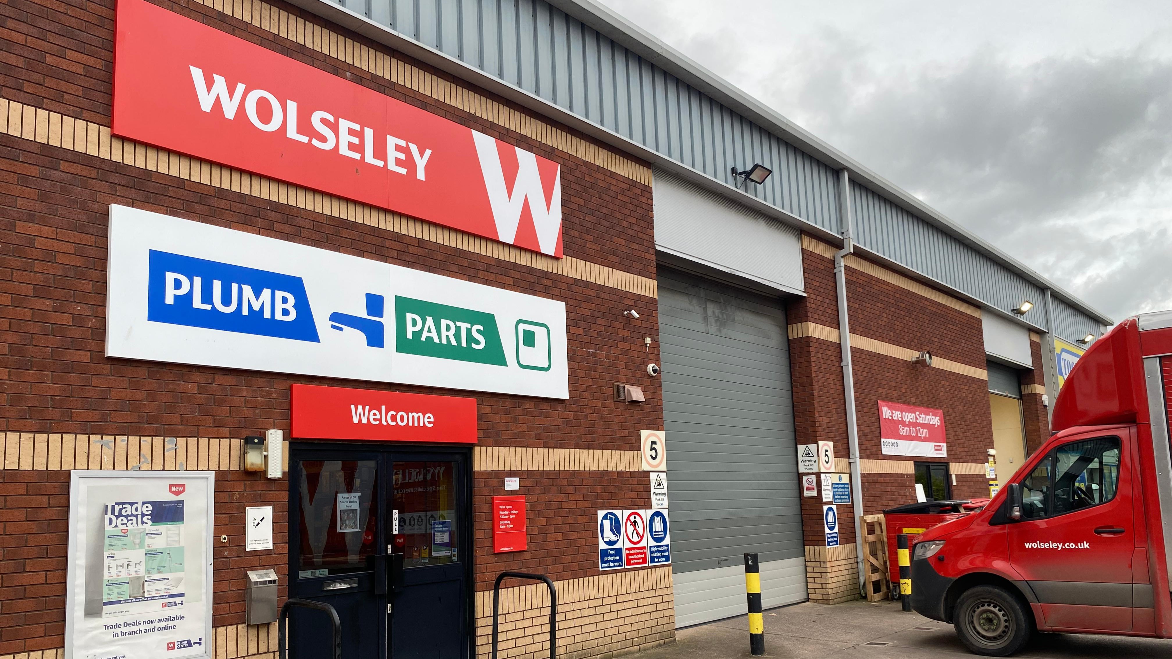 Wolseley Plumb and Parts trade counter entrance