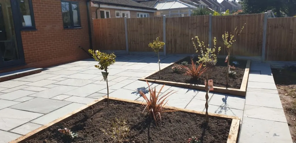 Images Kingston Views Landscaping