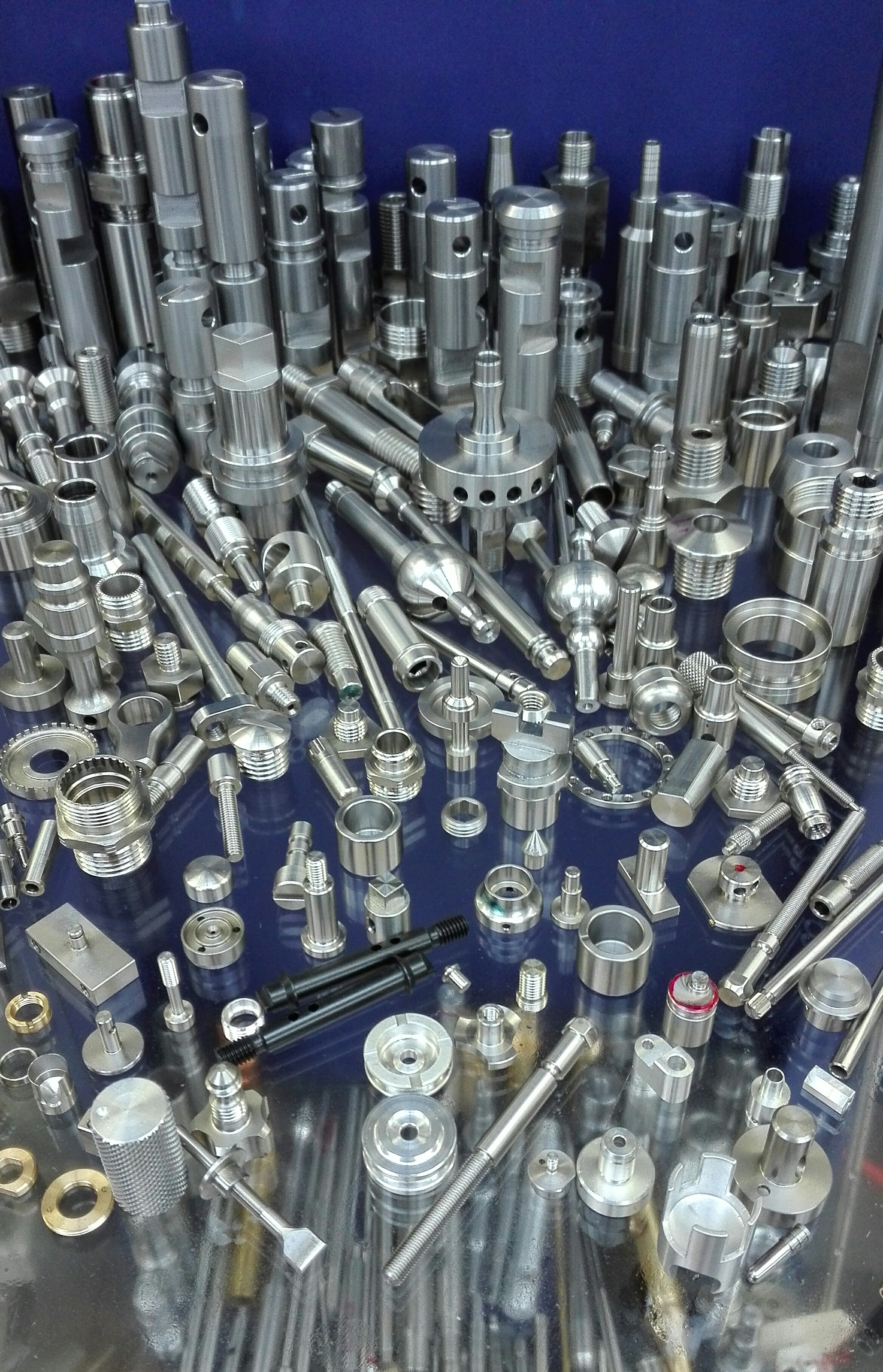 Robert Ott AG, CNC-Zerspanungstechnik, Gewerbepark Oholten 14 in Seon