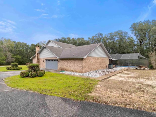 Images Stallions Real Estate