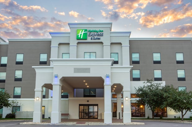 Images Holiday Inn Express & Suites Sioux City - Southern Hills by IHG
