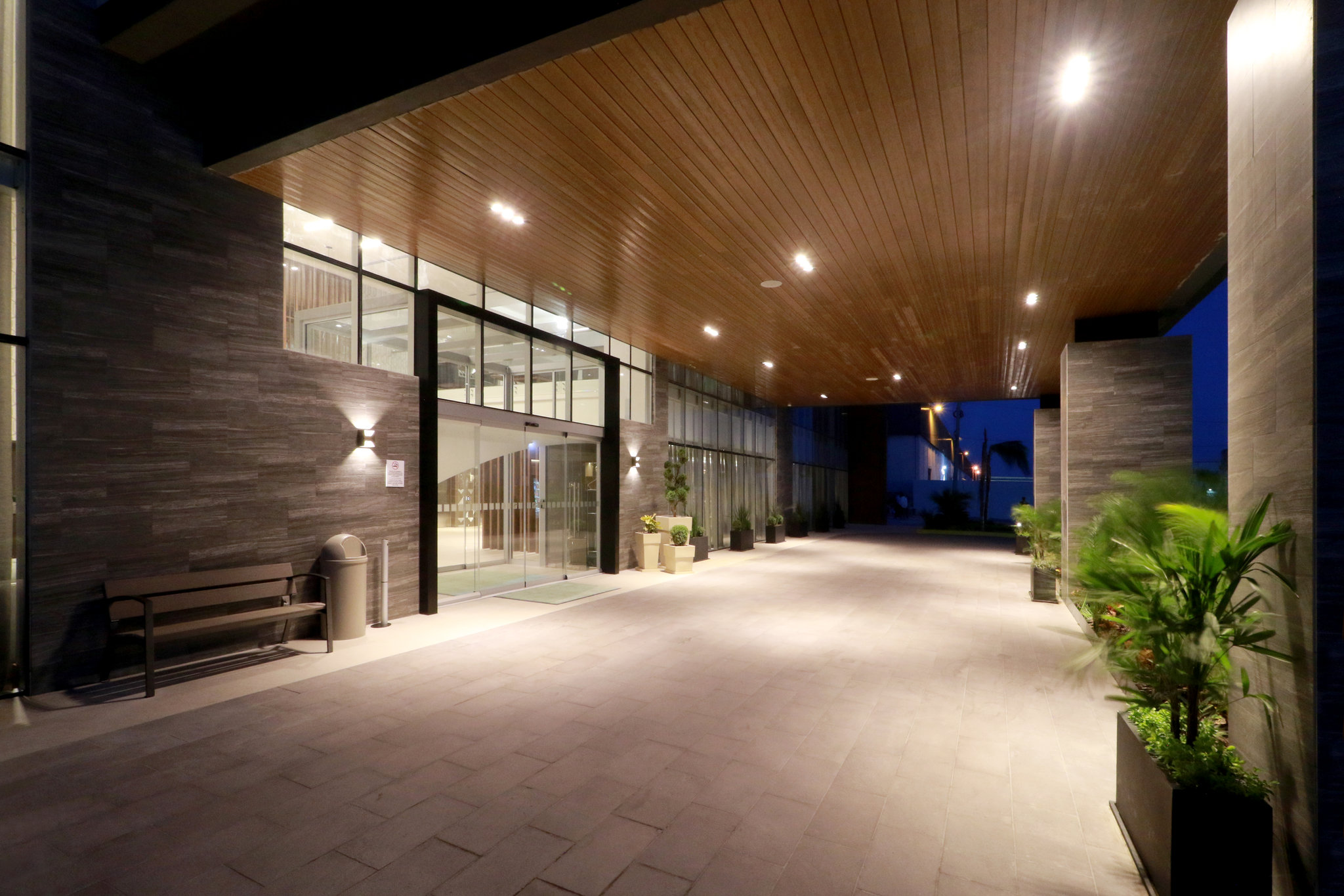 Images Holiday Inn & Suites Monterrey Apodaca Zona Airport by IHG