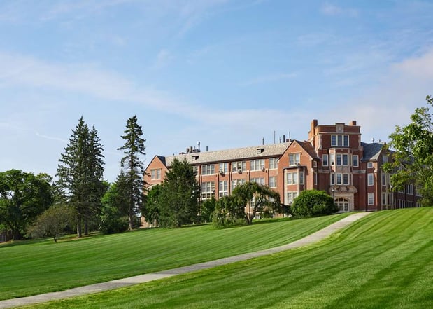 Images Graduate by Hilton Storrs