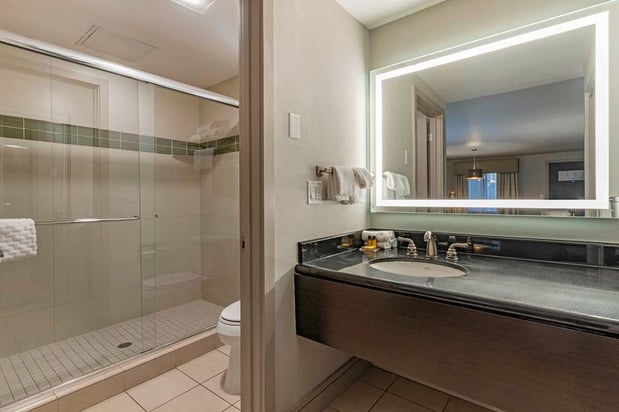 Images Best Western Plus Executive Suites