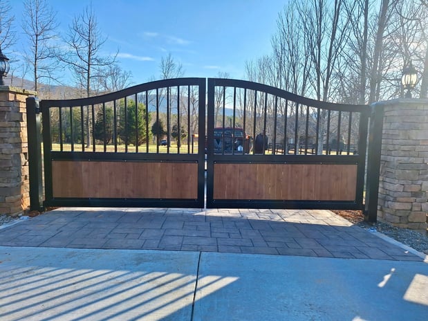 Images Superior Fence & Rail