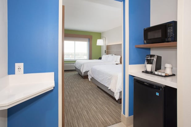 Images Holiday Inn Express & Suites Goodland I-70 by IHG