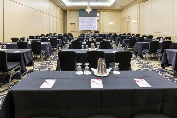 Images Crowne Plaza Portland-Downtown Conv Ctr by IHG