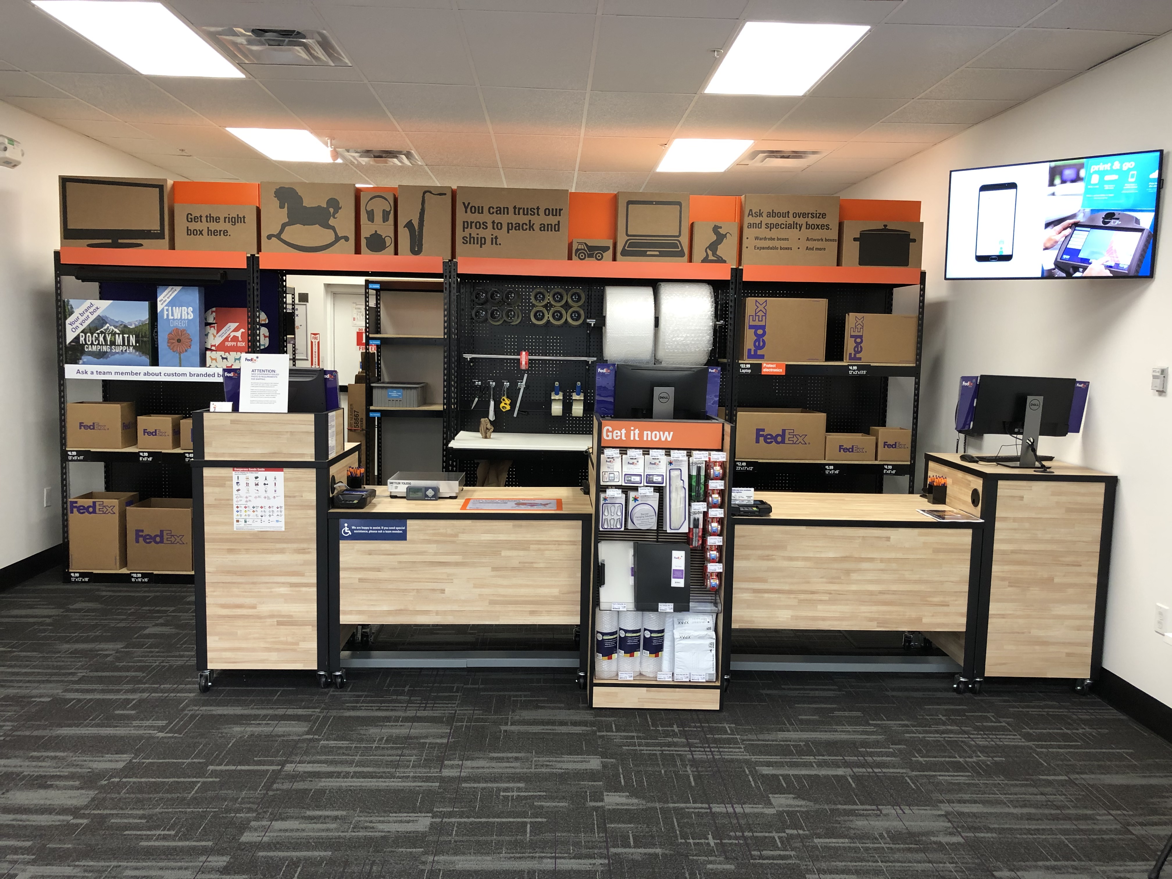 FedEx Office Print & Ship Center Image