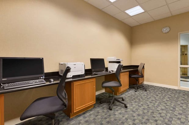 Images Embassy Suites by Hilton Newark Wilmington South