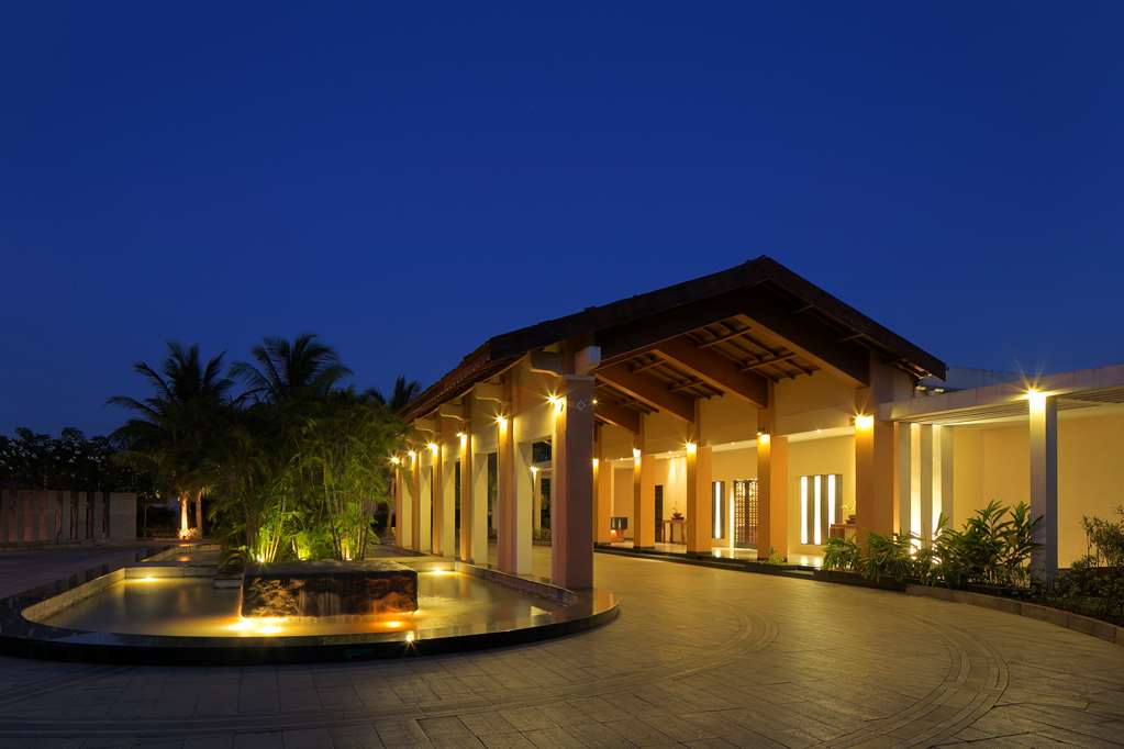 Radisson Blu Resort & Spa, Alibaug - Closed