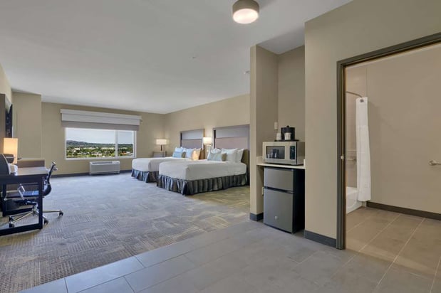 Images Best Western Plus Fillmore Inn & Suites