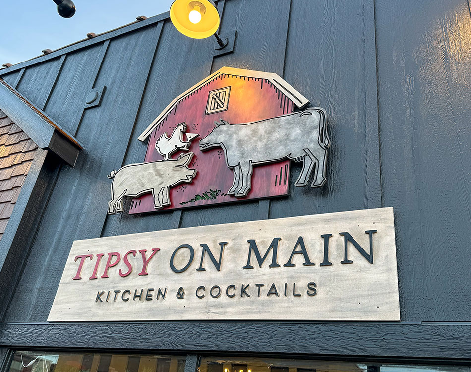 Tipsy on Main Kitchen & Cocktails Image